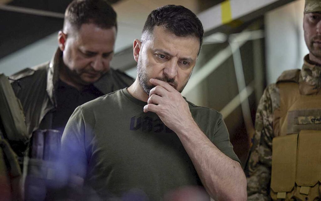 Zelenski compara la invasión rusa con la pandemia: 'Las vacunas son las armas y las sanciones'