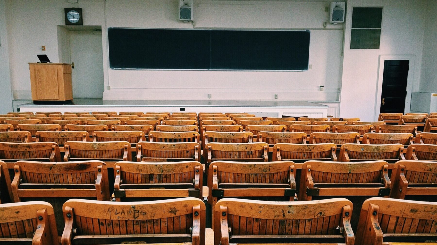 fechas, horarios, dónde son los exámenes y notas de corte