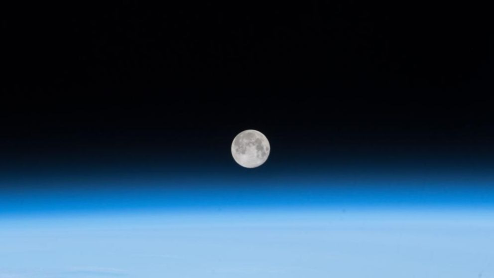 ¿Cómo se formó la luna?