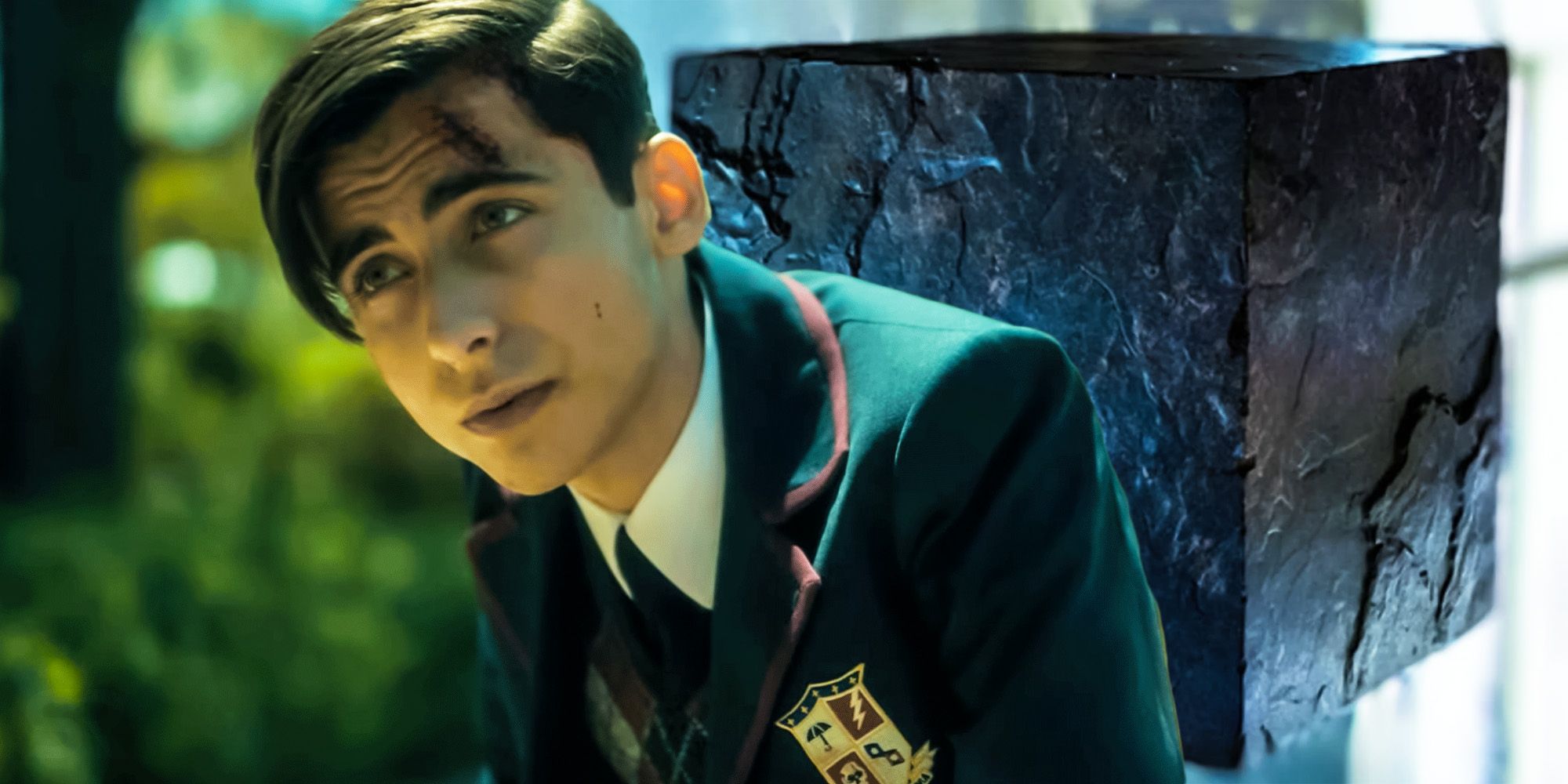 ¿Qué es Christopher en la academia paraguas?  ¿De donde vino el?