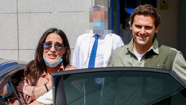 Malú junto a Albert Rivera / Gtres