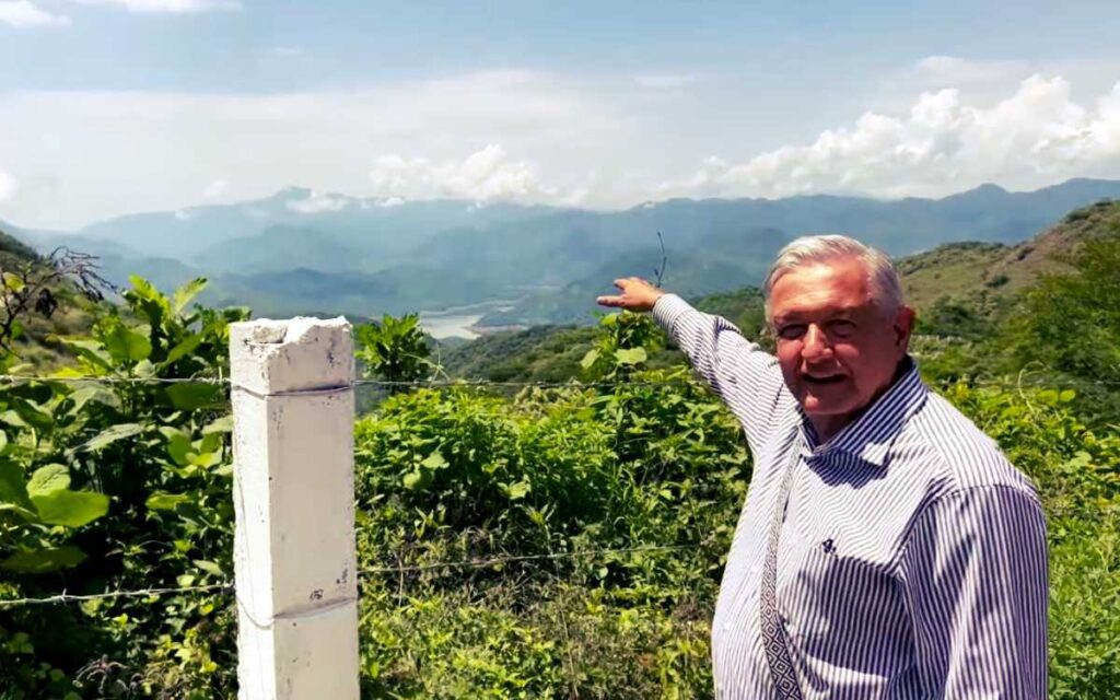 ‘No vamos a ceder... el patriotismo no se negocia’: AMLO tras consultas de EU y Canadá por tema energético