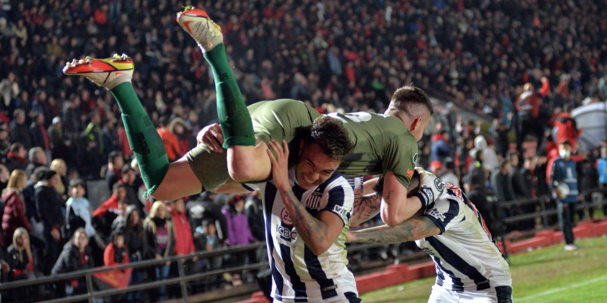 0-2: Talleres, a cuartos contra Vélez