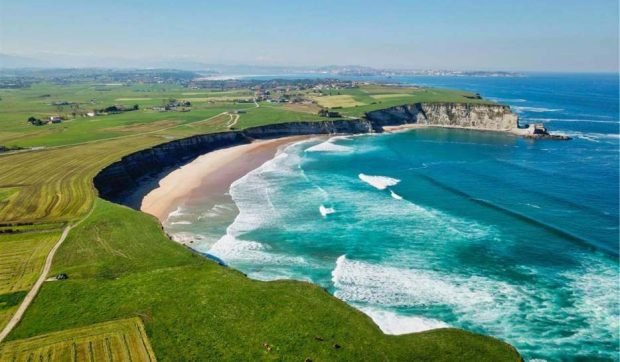 Cantabria en verano: estas son sus mejores playas para ir de vacaciones