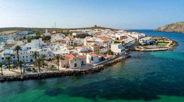 5 pueblos con encanto por el Mediterráneo para relajarte en verano