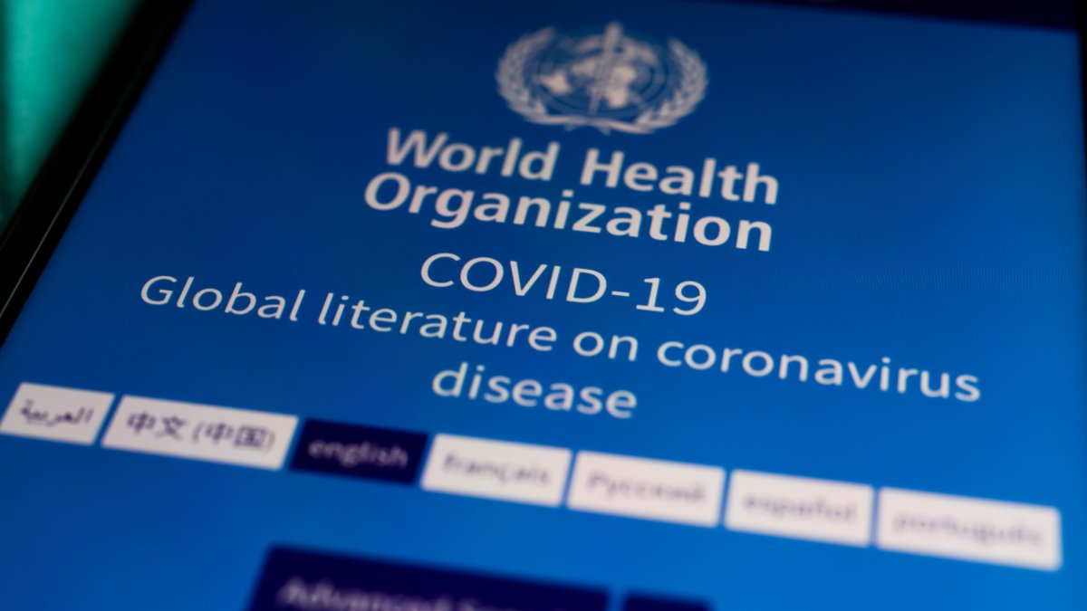 La OMS alerta de una nueva ola de COVID-19 en Europa, similar al 2021