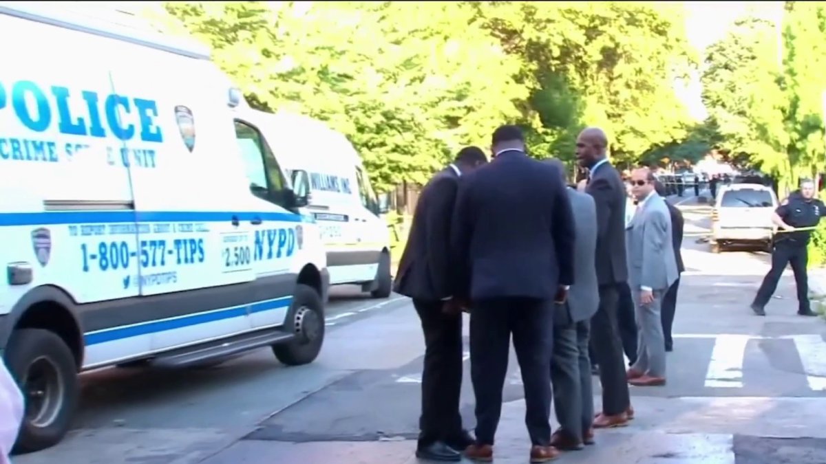 Adolescente va a despedirse de sus amigos en NY y muere baleado