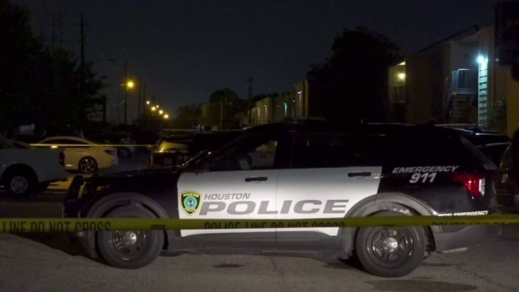 Encuentro de dos amigas termina en riña y muerte en Houston