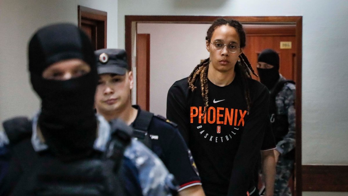 En un raro contacto, EEUU ofrece a Rusia un acuerdo por Brittney Griner y Paul Whelan