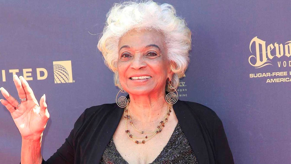 Muere la actriz Nichelle Nichols, que encarnó a Nyota Uhura de “Star Trek”
