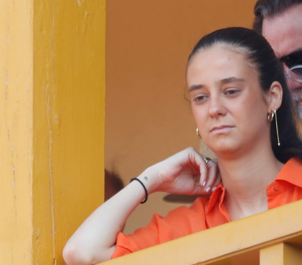 Victoria Federica de Marichalar con un tatuaje en la muñeca / Gtres