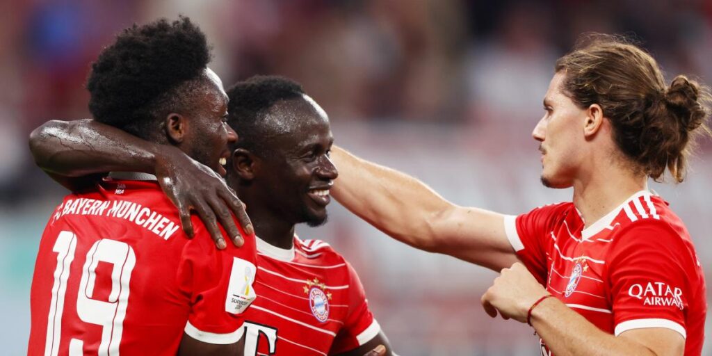 3-5: Un Bayern bipolar levanta la Supercopa ante el Leipzig con un buen Mané