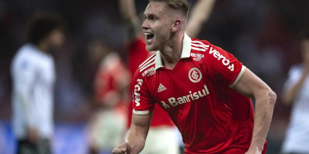 4-1: El Inter machaca a Colo Colo