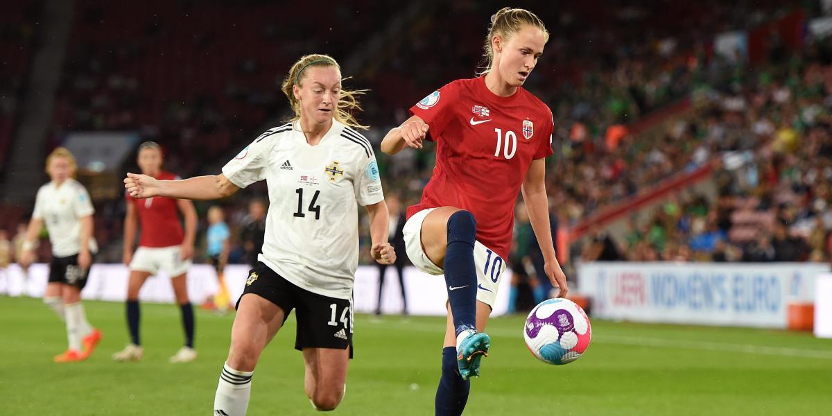 4-1. Noruega presenta credenciales triturando a Irlanda del Norte