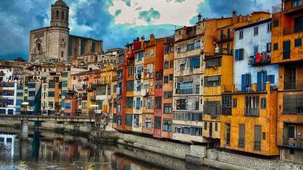 5 ciudades curiosas con mucho color