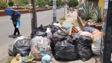 A cinco días de La Guelaguetza, basura y bloqueos invaden la capital de Oaxaca