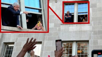 AMLO en Washington: se asoma de una ventana para saludar a paisanos | Video