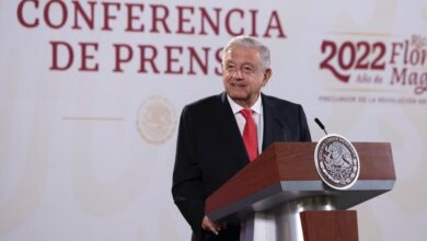 AMLO va por reforma a Ley de Austeridad para que altos funcionarios no ganen más que él