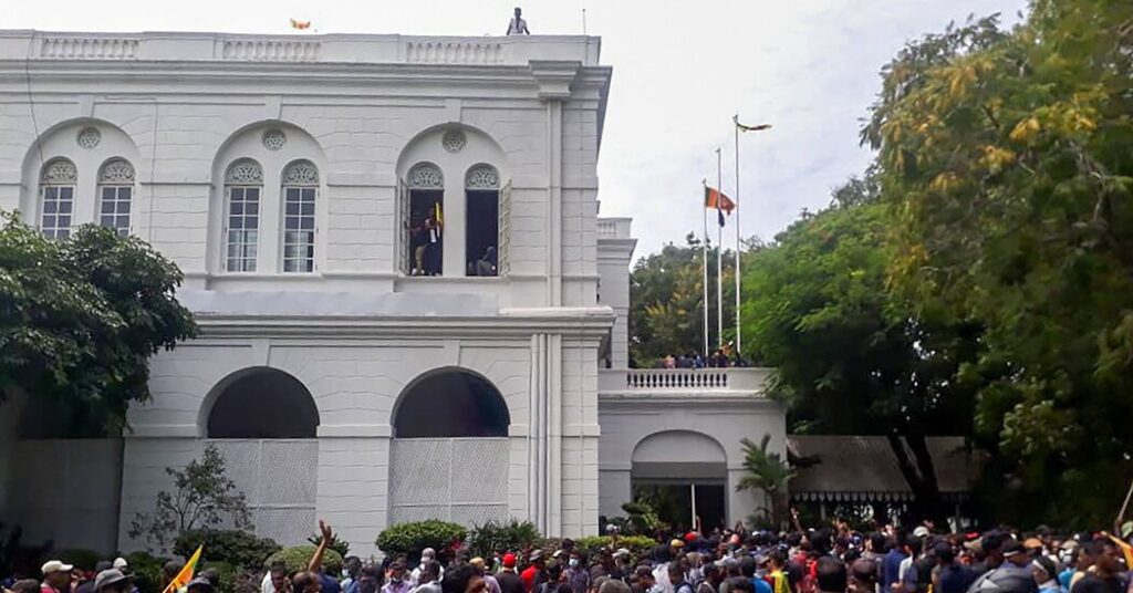 Actualizaciones en vivo de Sri Lanka: los líderes políticos dicen que le piden al presidente que renuncie