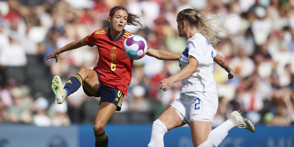 Aitana Bonmatí toma el mando de la Roja