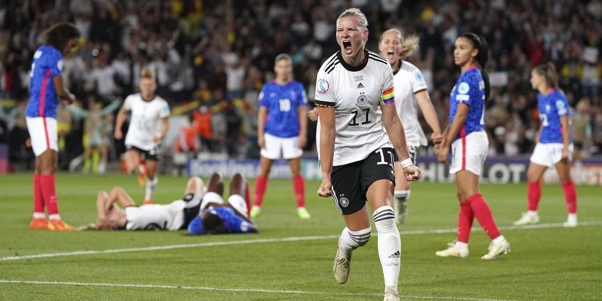 Alexandra Popp, la 'máquina' alemana que se entrenaba con Ozil y Neuer