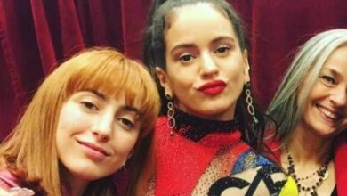 Así es 'Pili', la desconocida hermana de Rosalía y también su estilista personal