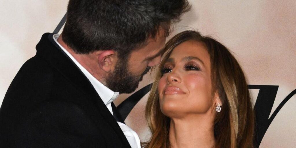 Así fueron los dos vestidos que lució Jennifer López en su boda con Ben Affleck