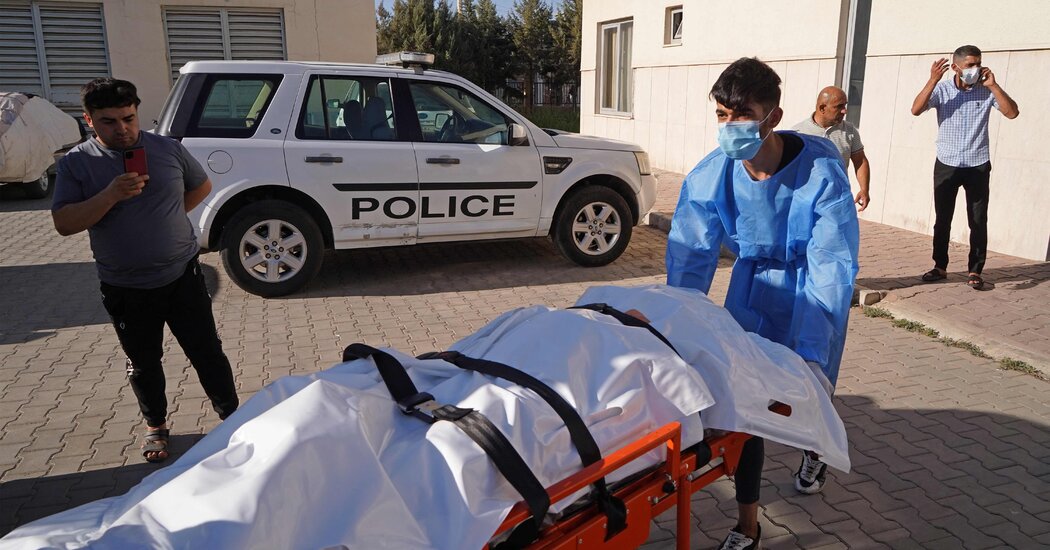 Ataque turco en el norte de Irak mata al menos a 8 turistas, dicen las autoridades