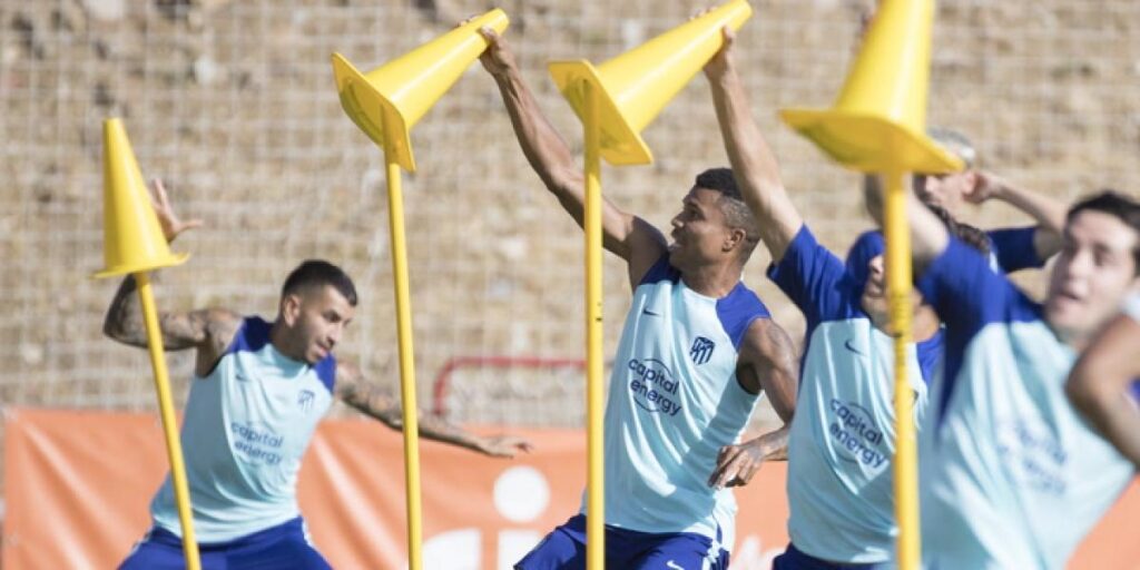 Atlético: Conos, piques y collejas