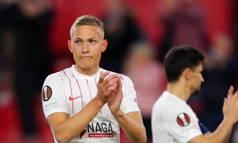 Augustinsson, cedido al Aston Villa