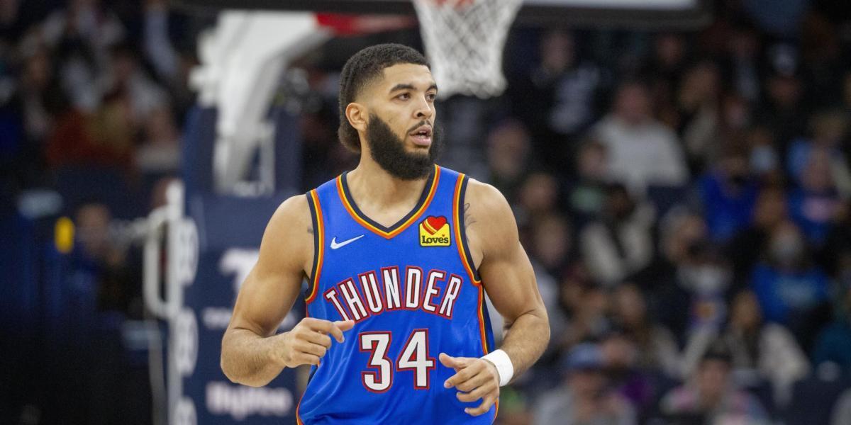 Baño de millones para Kenrich Williams