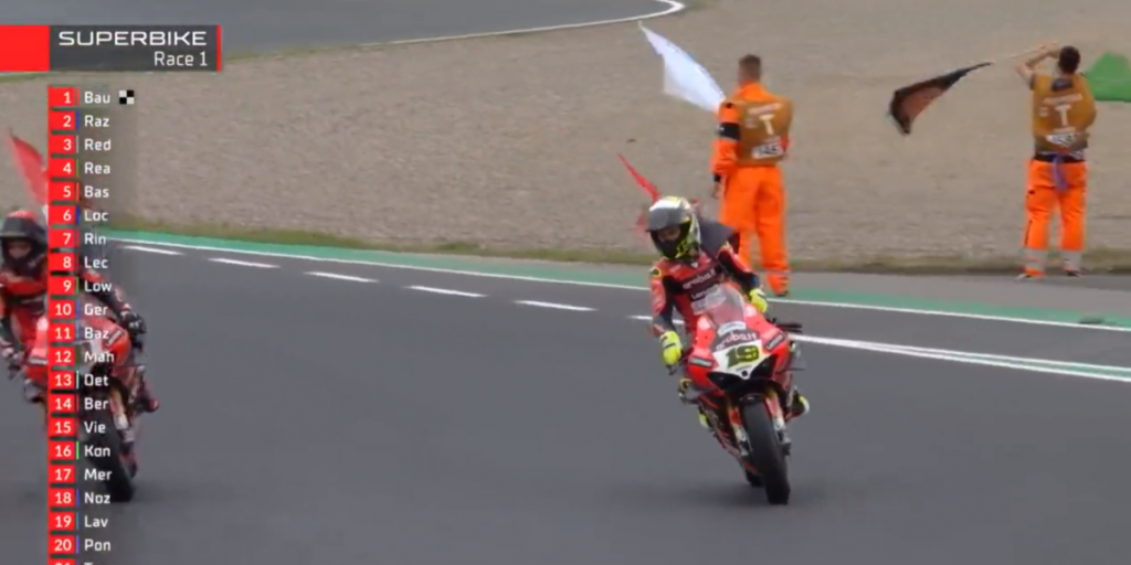 Bautista consigue el podio 1000 de Ducati