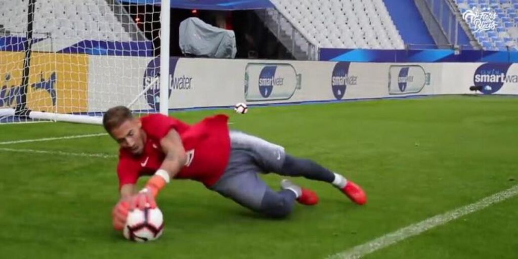 Benjamin Lecomte podría ser el portero elegido