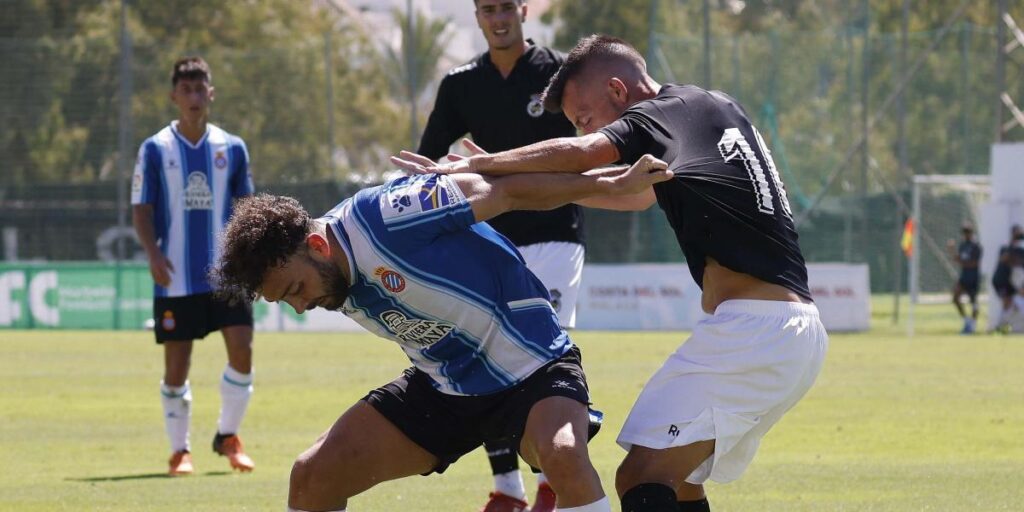 Cae el muro perico mientras se añora a RDT