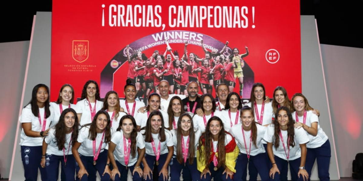 Cálido homenaje a las campeonas de Europa