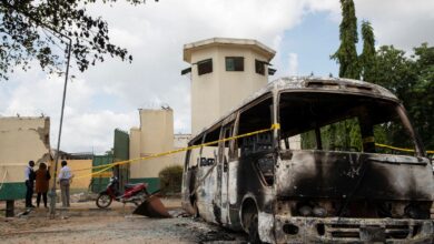 Cientos de yihadistas liberan a más de 800 presos en el asalto a una cárcel en la capital de Nigeria