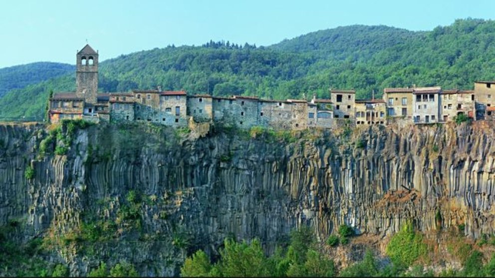 Ciudades en acantilados, ¿las conoces?