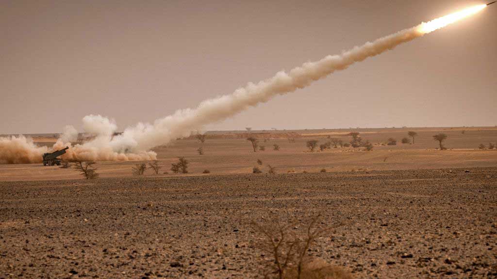 Con cohete de EEUU, Ucrania ataca puente clave para Rusia