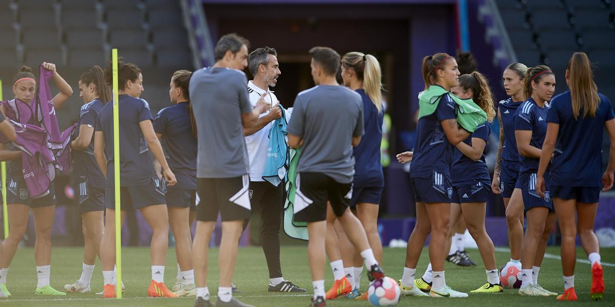 Confirmados los onces titulares del España-Finlandia