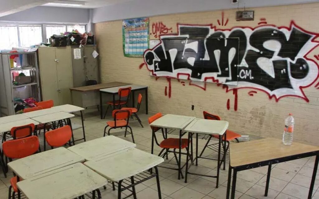 Criminales reclutan a niños en escuelas: ONU