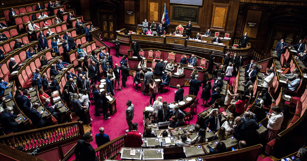 Crisis en el Gobierno de Draghi consterna a los italianos