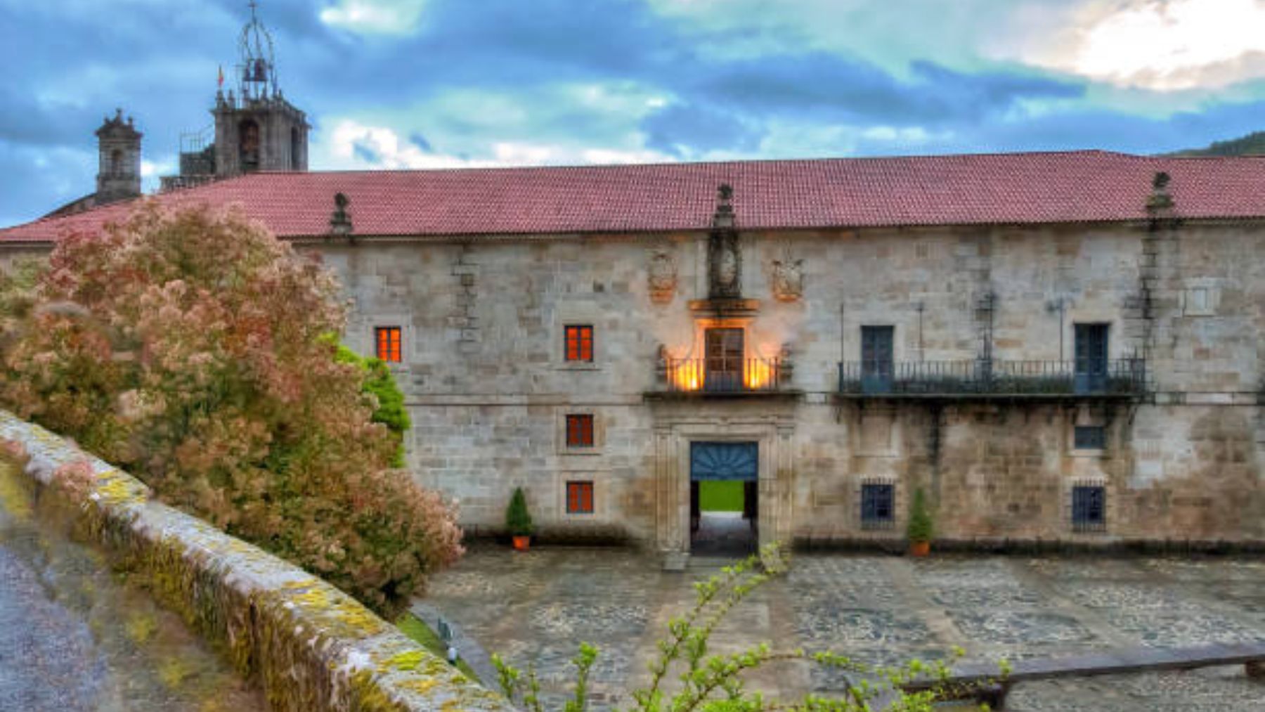 Cual es la diferencia entre un hotel y un parador: te lo contamos