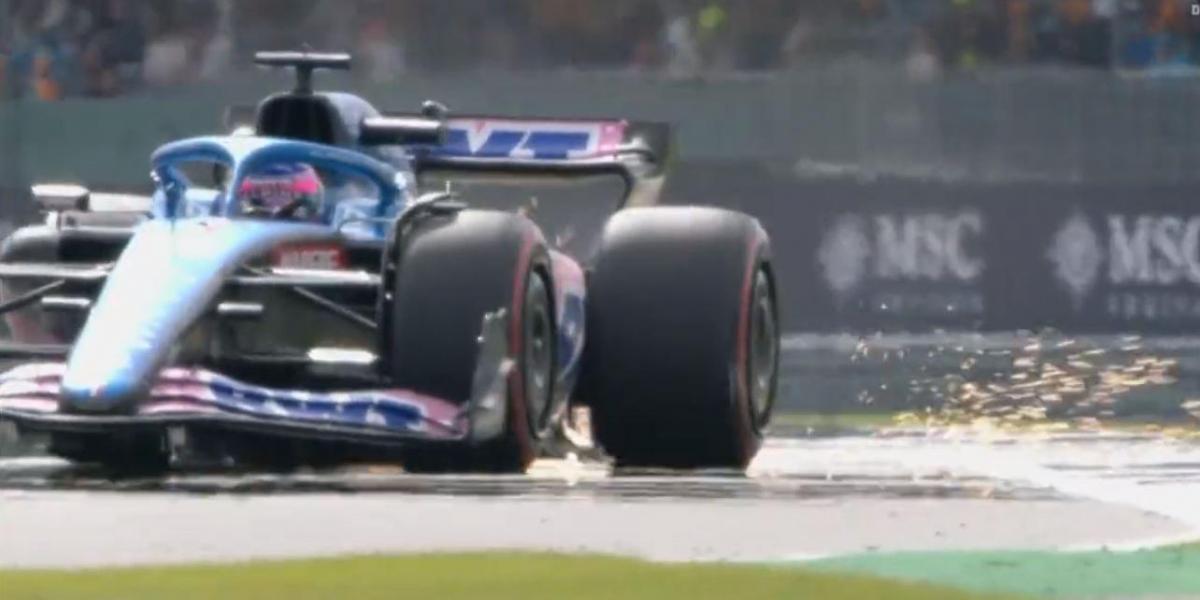 De locos: Alonso, a casi 300 km/h saltando en curva