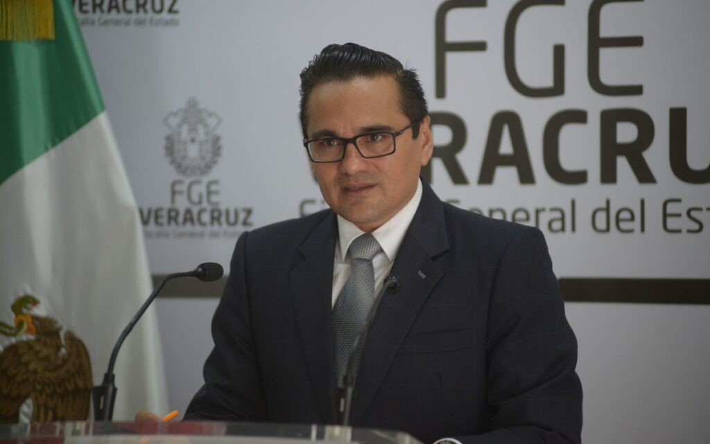 Detienen al exfiscal de Veracruz Jorge Winckler por los delitos de desaparición forzada y secuestro