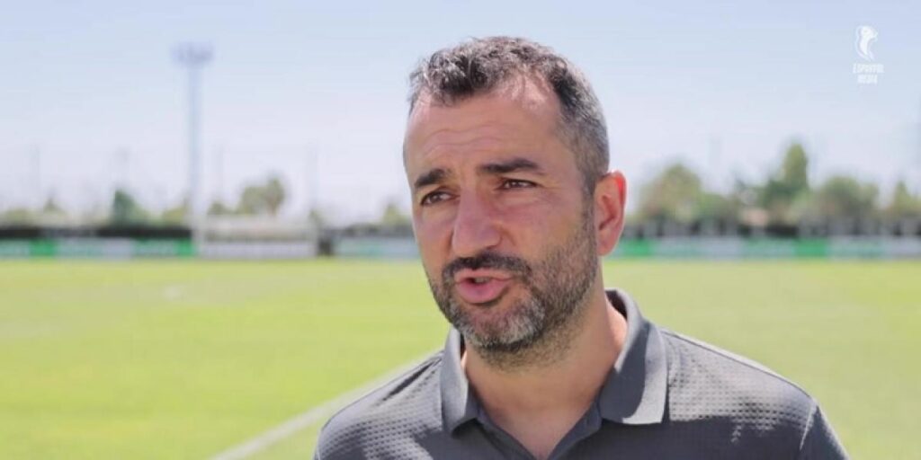 Diego Martínez destaca el esfuerzo de Pol Lozano: "Venía con molestias y ha forzado para jugar”