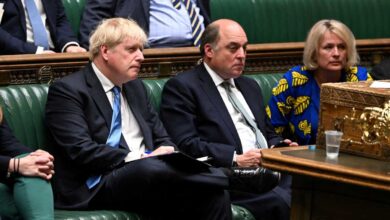Dimiten ministros británicos tras 'perder la confianza' en Boris Johnson