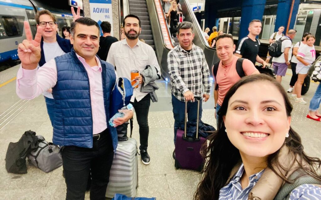 Diputados de Movimiento Ciudadano y del PAN viajan a Ucrania en plena guerra; "es todo menos una vacación", asegura Chertorivski