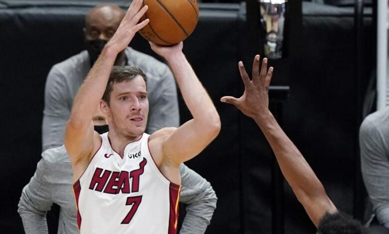 Dragic planta a Doncic y firma por los Bulls