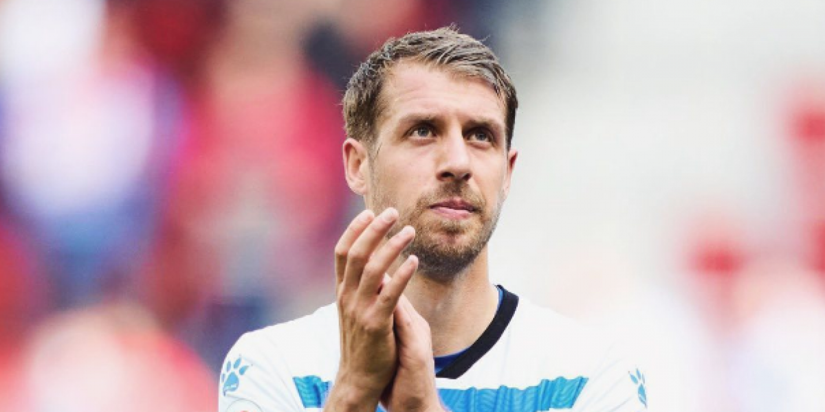 El Alavés cede a Lejeune al Rayo Vallecano