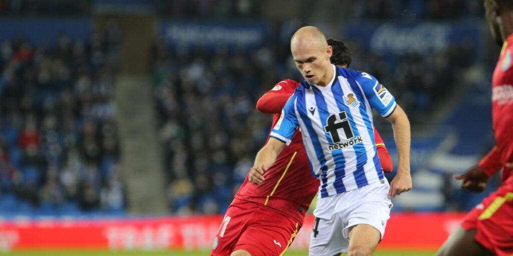 El Alavés ve "muy difícil" fichar a Guridi